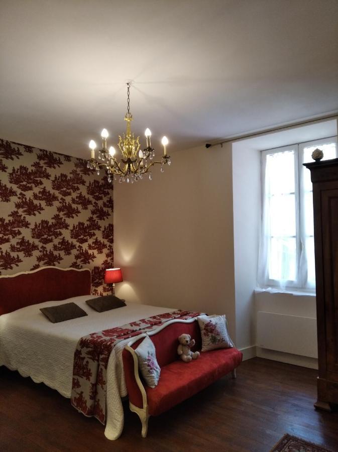 Aparthotel Le Logis De Saint Cyr Issoudun Zewnętrze zdjęcie